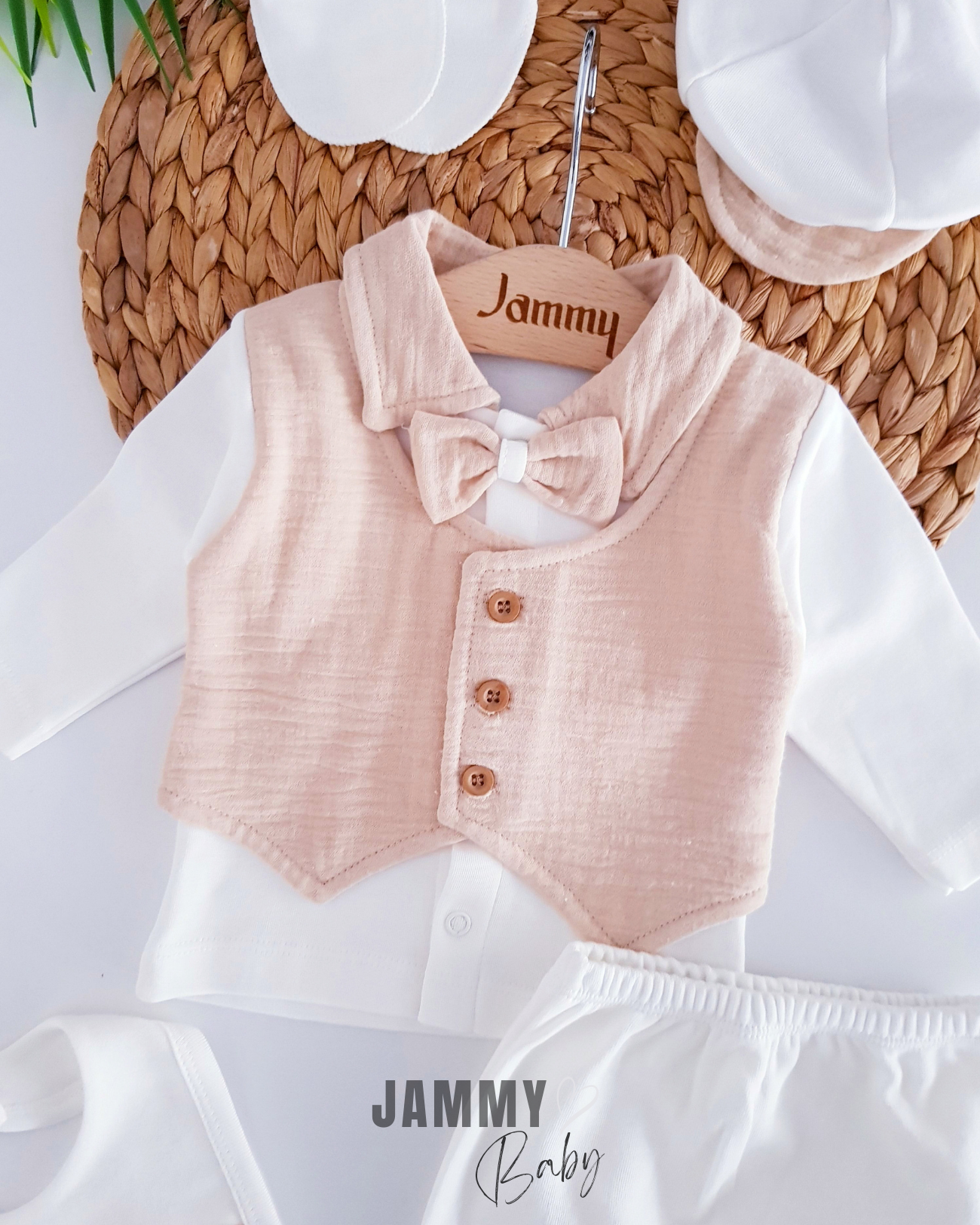 Edward Muslin Vest Detailed 5 Piece Newborn Set-MILK COFFEE