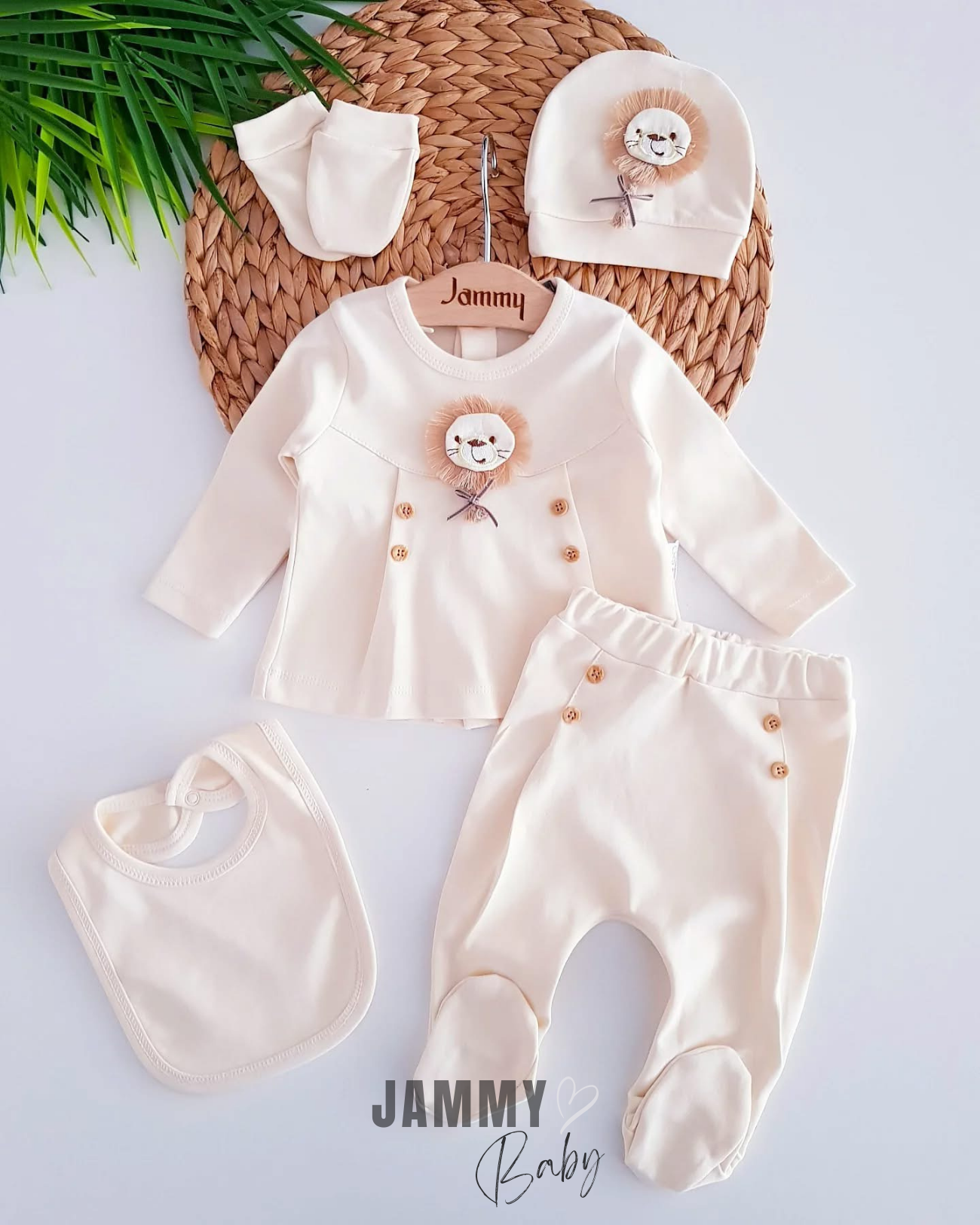 Lion Figured 5 Piece Newborn Set-CREAM
