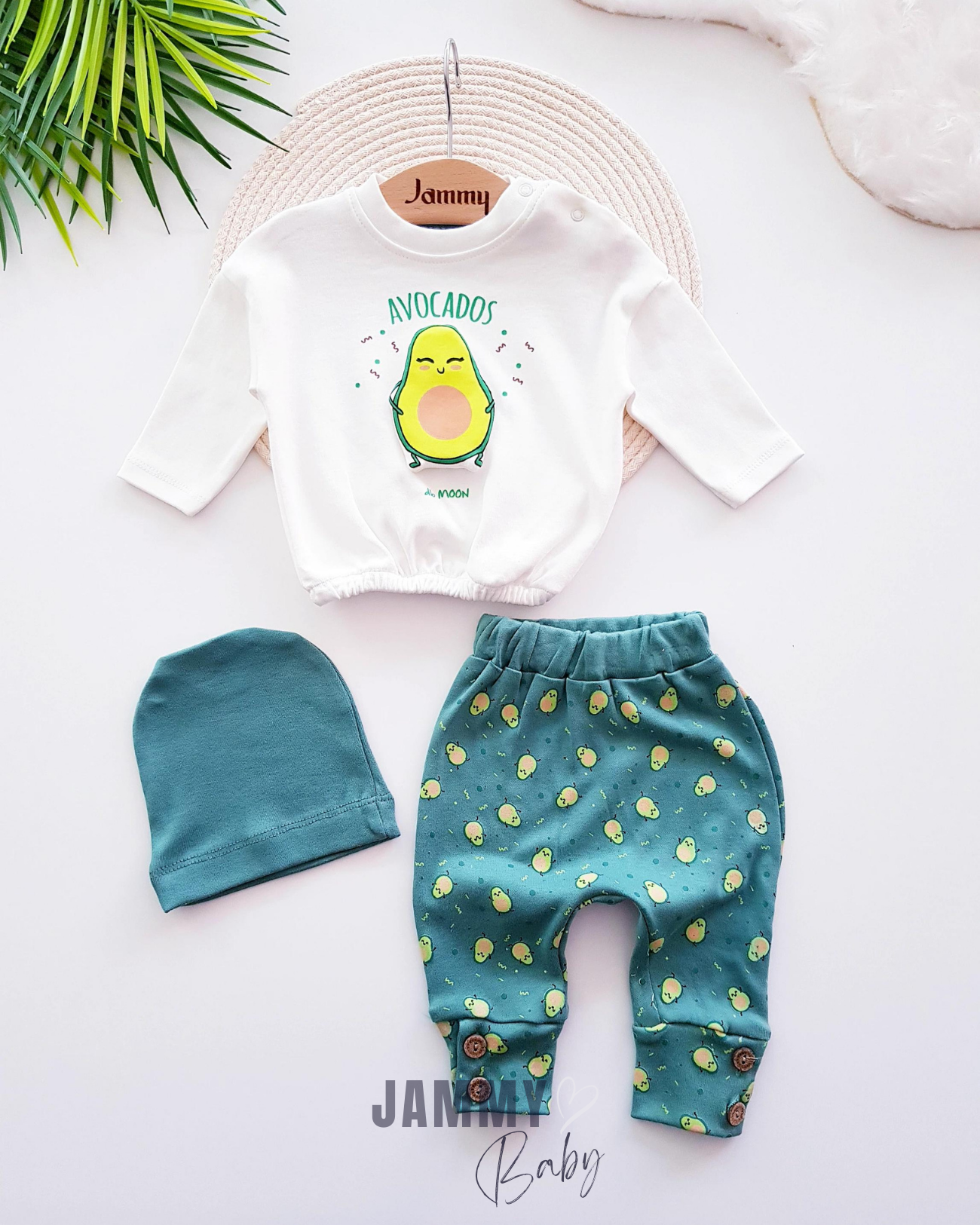 Unisex Seasonal 3-Piece Set with Avocado Tama-GREEN