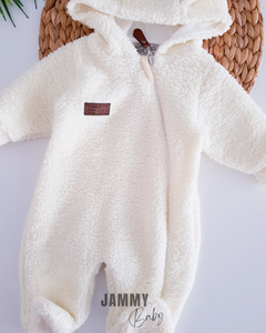 Jumpsuit mit Reißverschluss und Futter aus Bärenplüsch, Creme