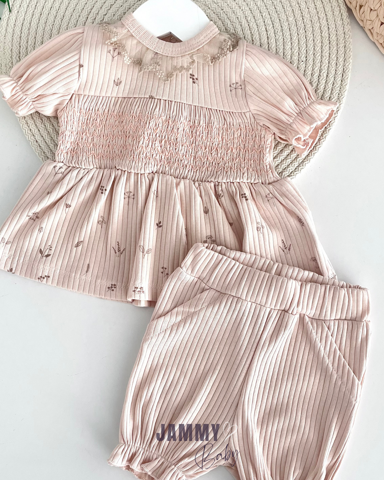 Waist Gipe Detail Short Sleeve Set with Shorts - POWDER