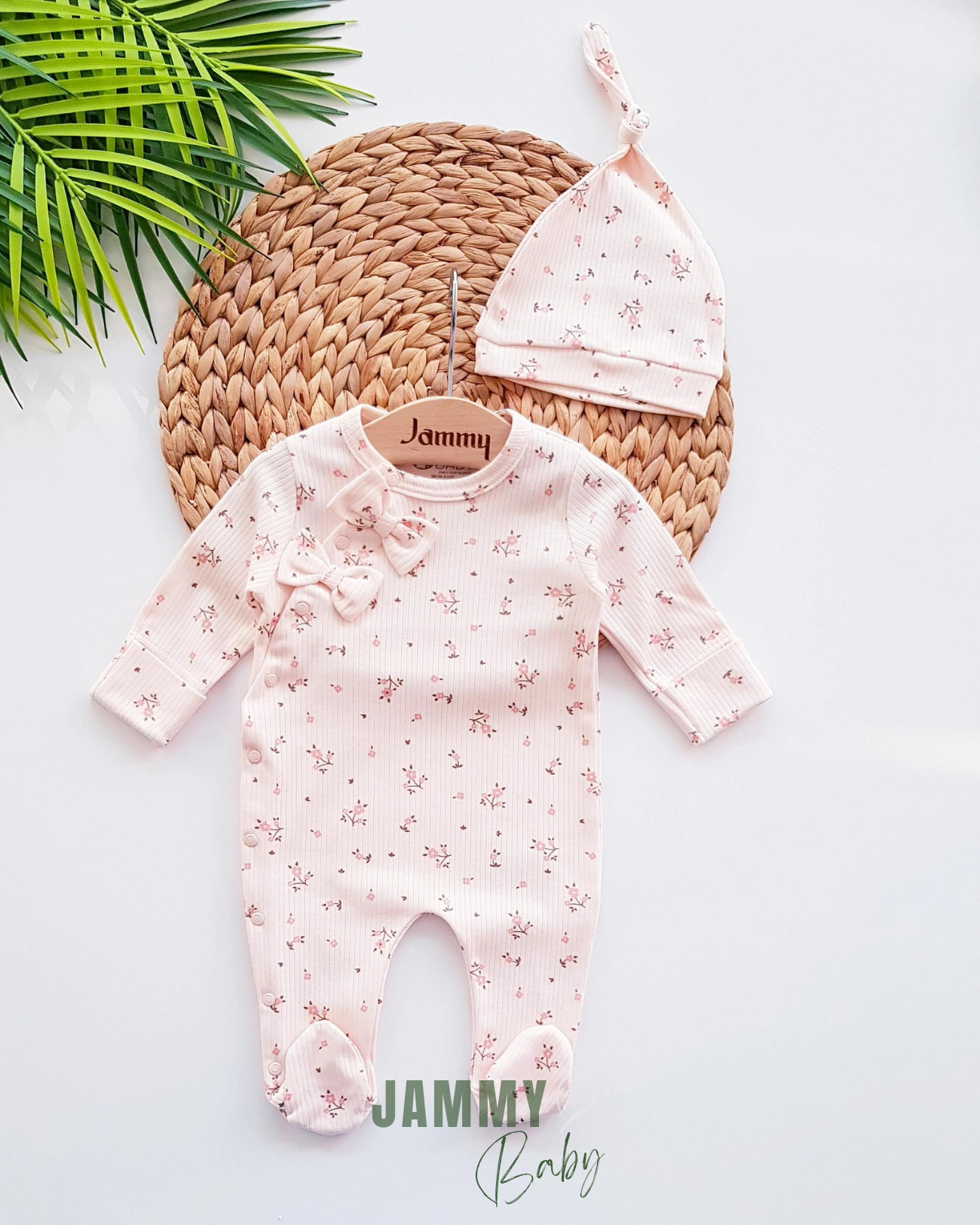 Crispy Flowers Jumpsuit Set with Gloves-SALMON