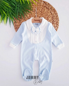 Saisonaler Jumpsuit für Klassenjungen mit Fliege - HELLBLAU