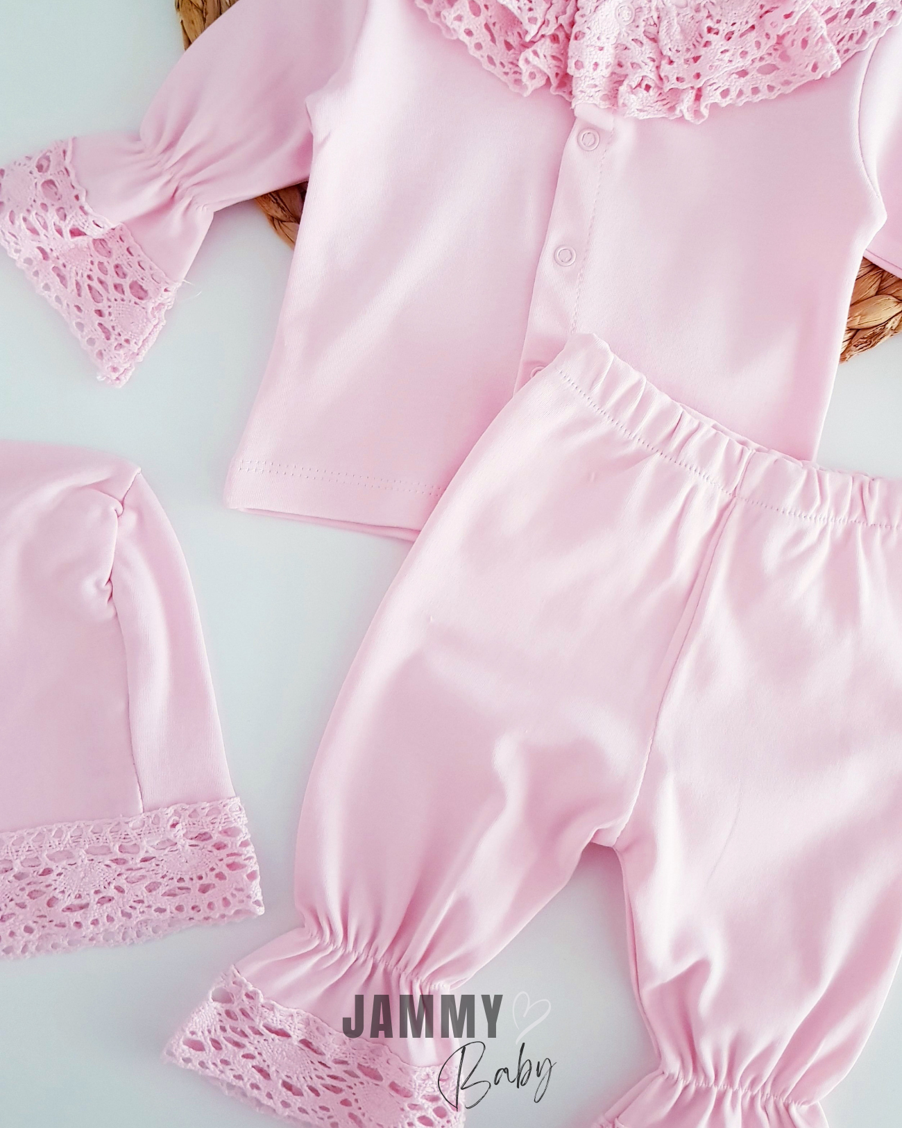 Ensemble 5 pièces pour nouveau-né avec détails en dentelle Elisa-ROSE