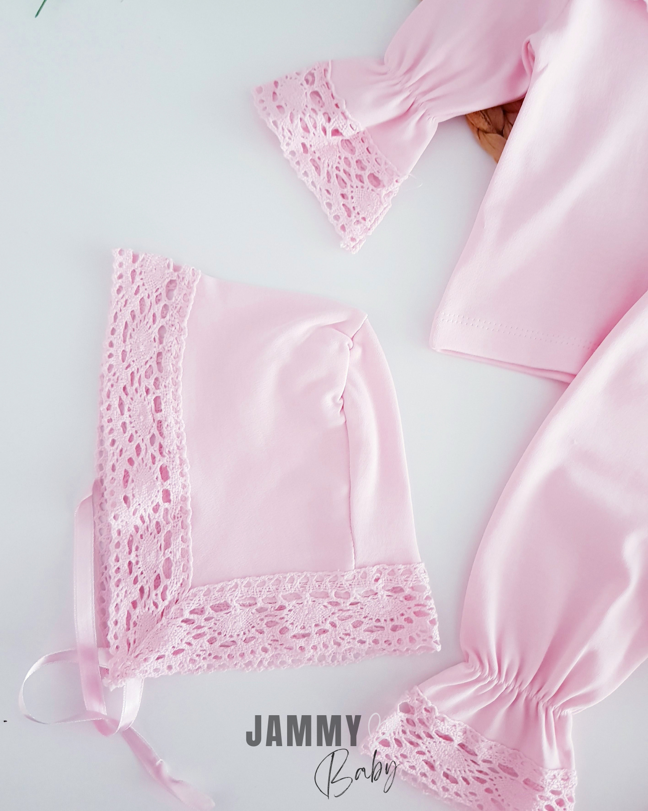Ensemble 5 pièces pour nouveau-né avec détails en dentelle Elisa-ROSE