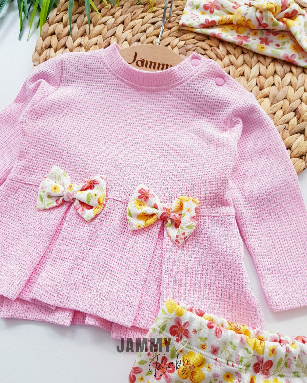 Seasonal Waffle Set with Flowers Bow - PINK