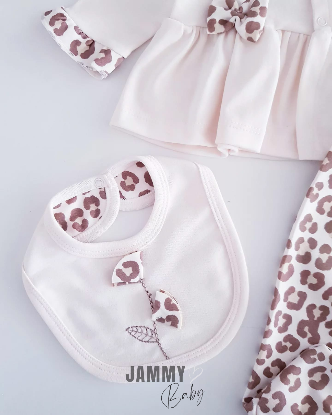Jolie Leopardenmuster 5-teiliges Neugeborenen-Set - CREME