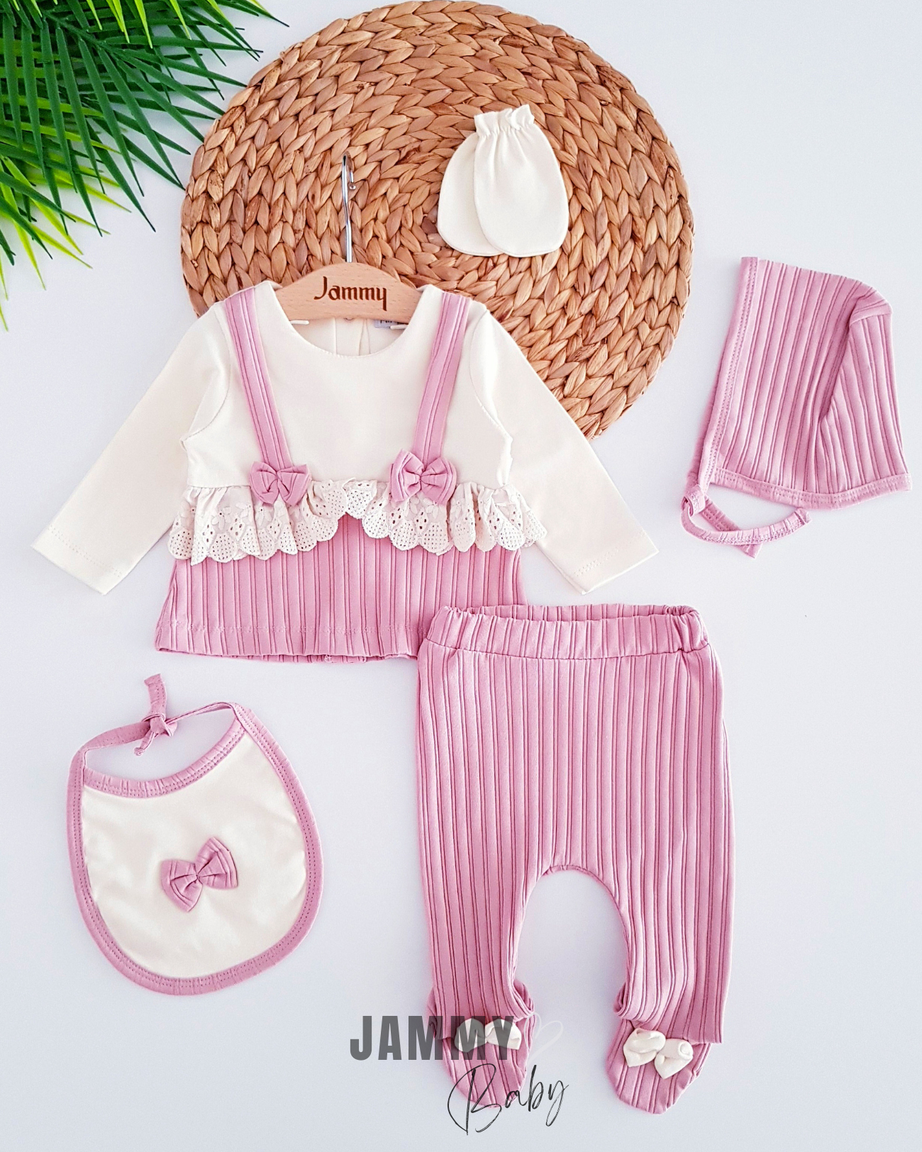Moneqlia 5 Piece Newborn Set-DRY ROSE