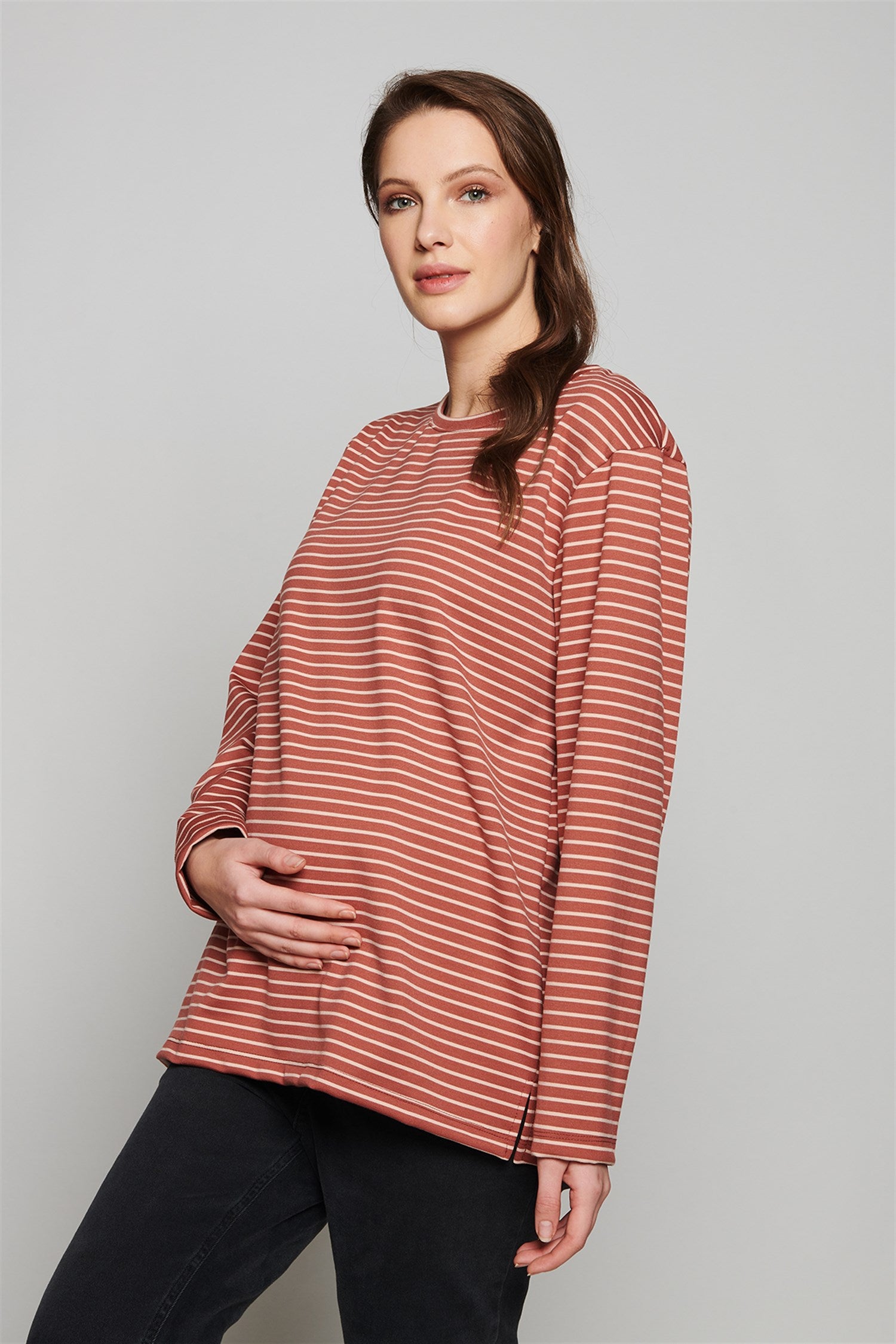 Robijnrode zwangerschapsblouse - TEGEL