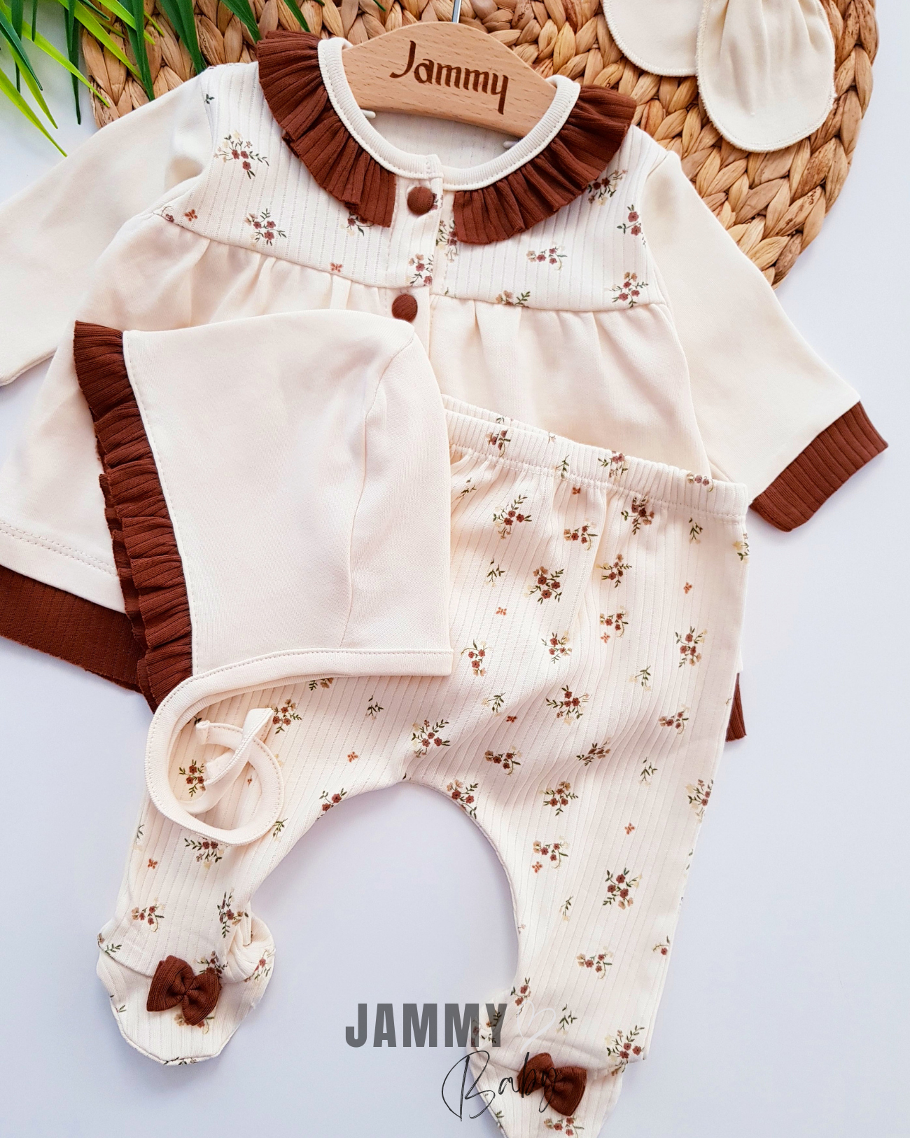 Small Flowers 5 Piece Newborn Set-BROWN