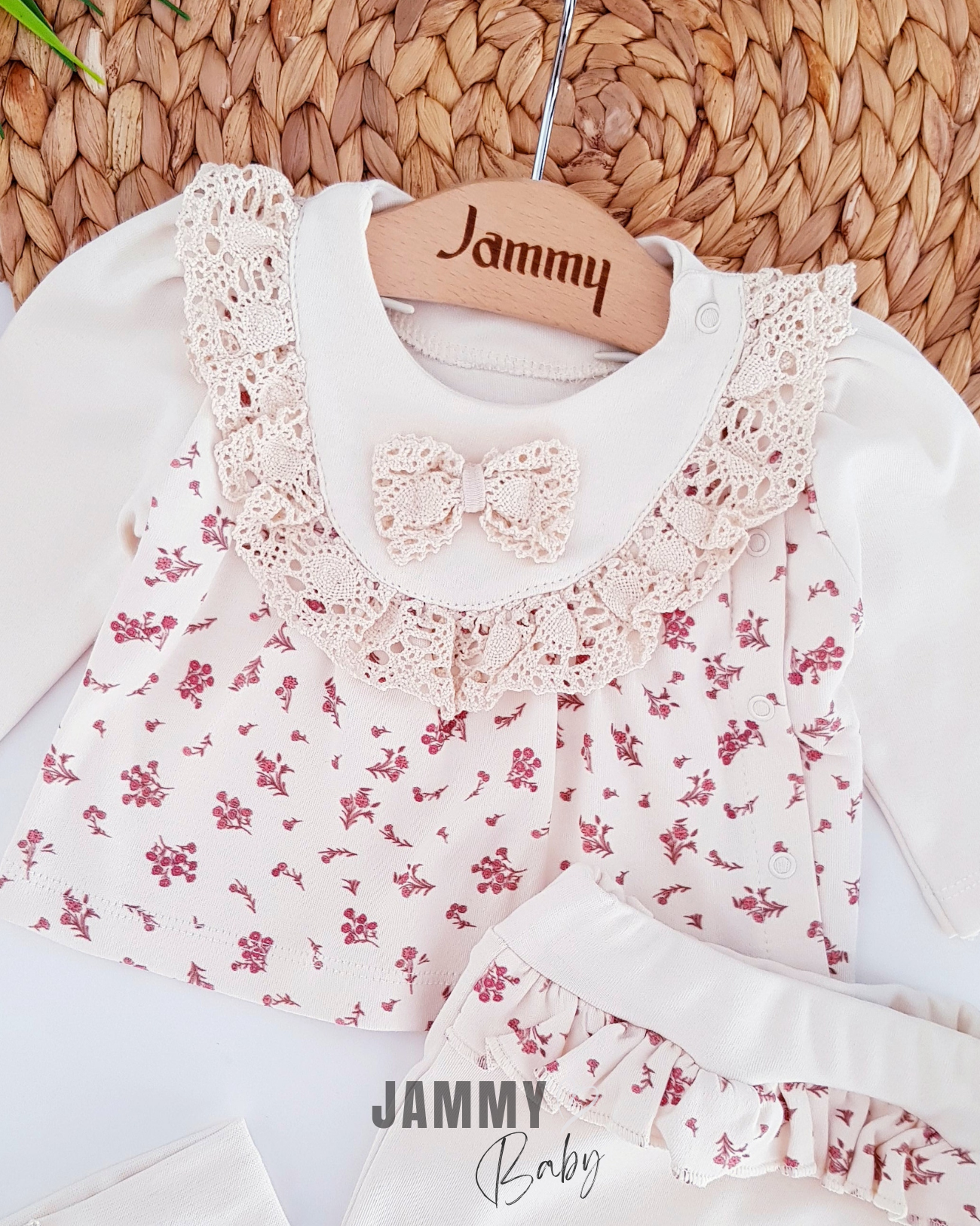 Small Roses Lace Newborn 3-Piece Set-CREAM