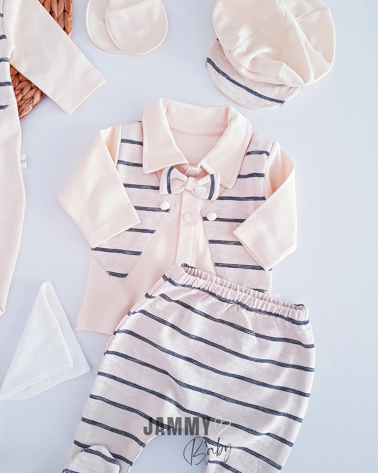 Tuxedo 10 Piece Newborn Set-CREAM