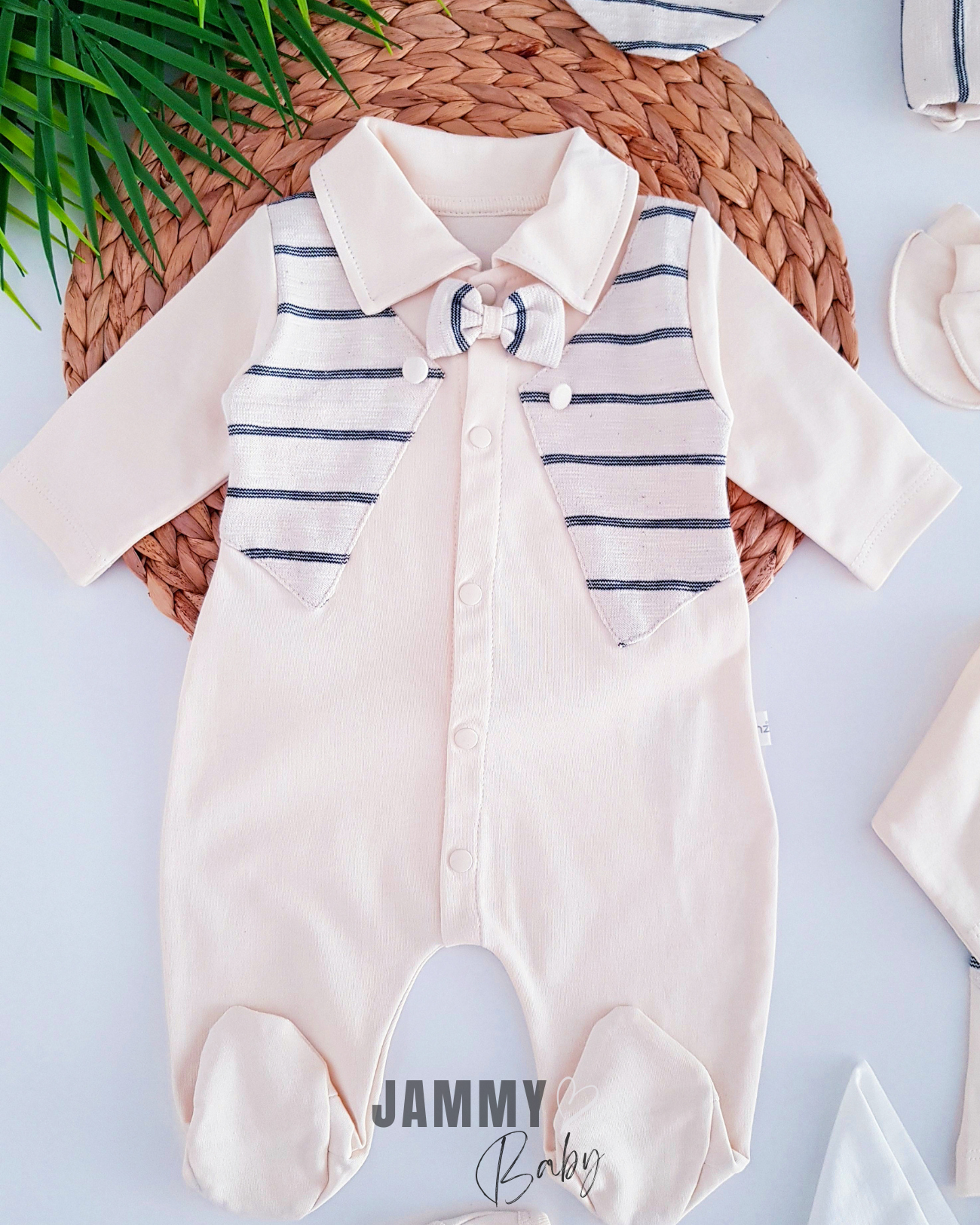 Tuxedo 10 Piece Newborn Set-CREAM