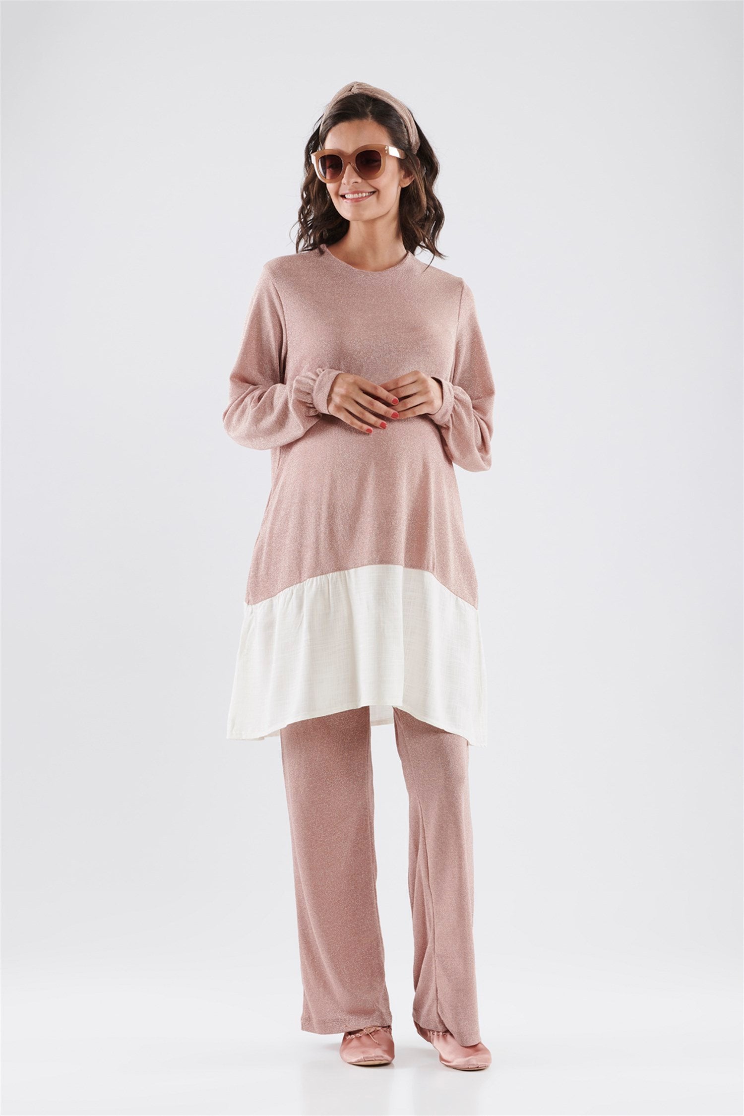 Annika Kraamset - ROZE