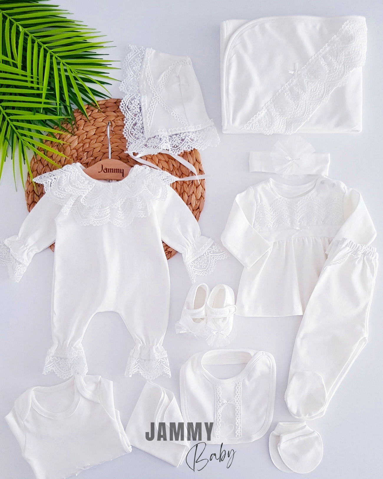 Carmen 11-delige newbornset -ECRU