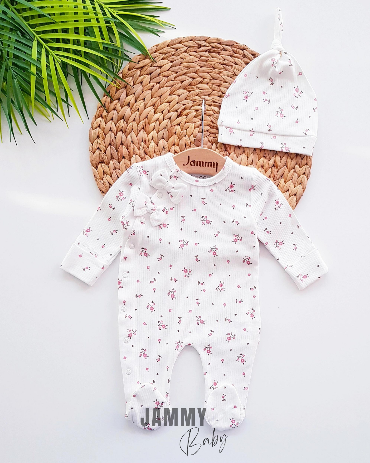 Crispy Flowers Jumpsuit Set with Gloves - WHITE