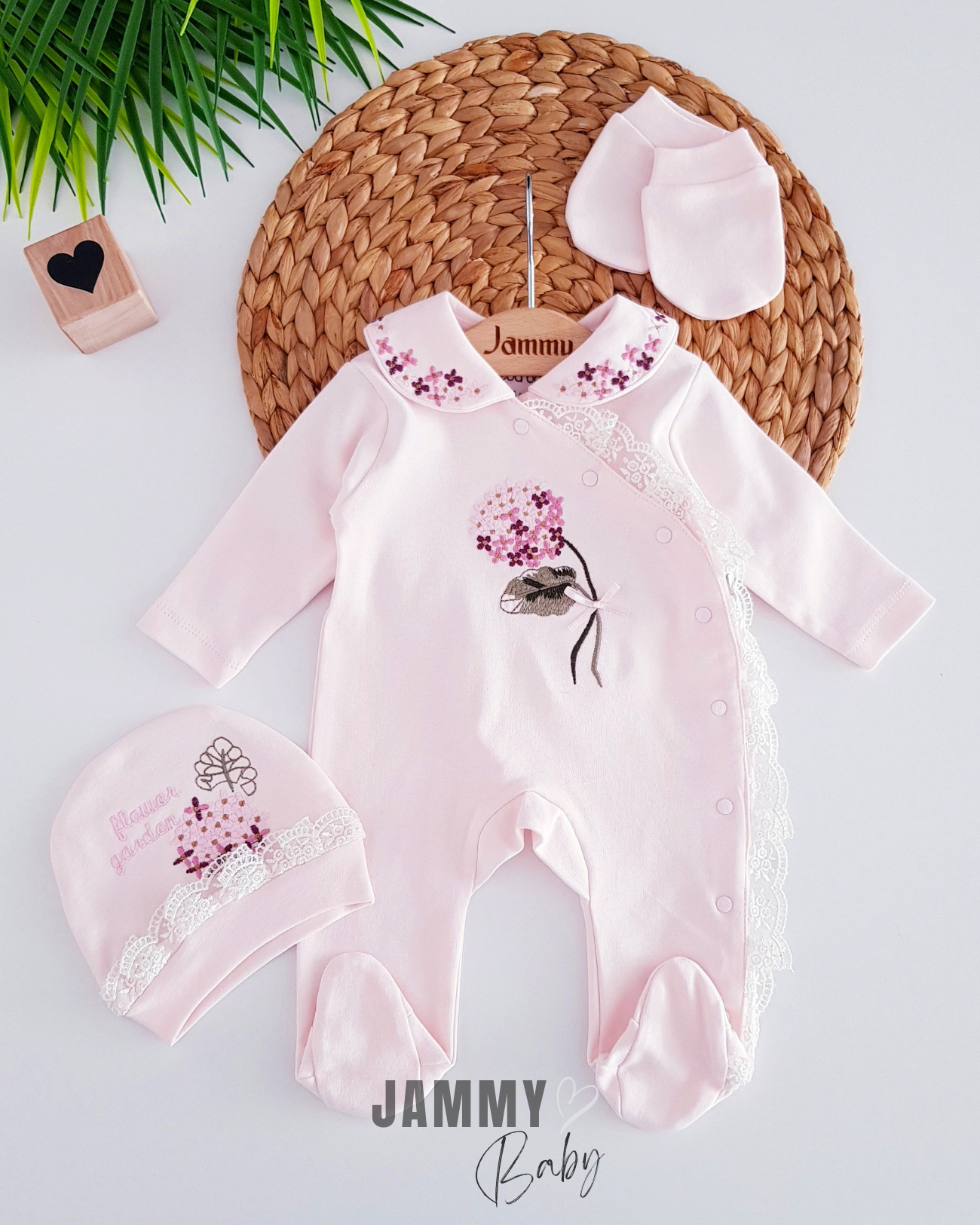 Ortanca İşlemeli Şapka ve Tulum Takımı-PEMBE